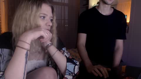 Snapshot of your_horny_friends chatting on 12-28-24, 06:39 Your Horny Friends online show from 12-28-24, 06:39