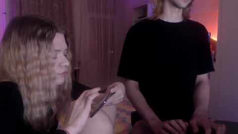 Snapshot of your_horny_friends chatting on 01-30-25, 06:32 Your Horny Friends online show from 01-30-25, 06:32