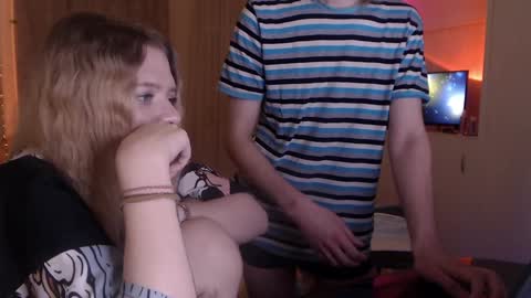 Snapshot of your_horny_friends chatting on 02-05-25, 08:35 Your Horny Friends online show from 02-05-25, 08:35