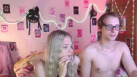 Snapshot of your_horny_friends chatting on 09-17-25, 02:30 Your Horny Friends online show from 09-17-25, 02:30