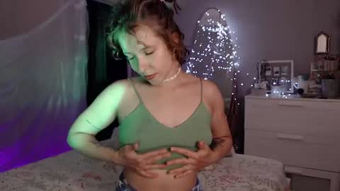 Alex and Kris long hair online show from 07-14-26, 07:08