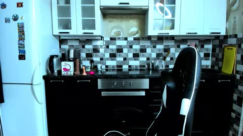 Snapshot of your_hotcutie chatting on 11-01-25, 03:47 Jane online show from 11-01-25, 03:47