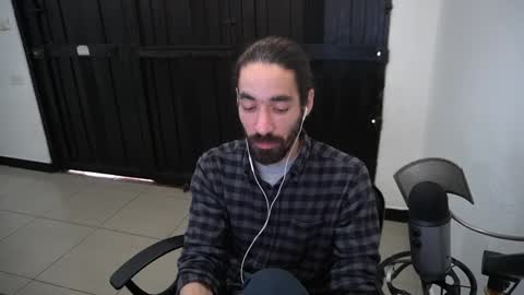 Snapshot of your_ice_cream chatting on 12-14-24, 03:25 Siebel. online show from 12-14-24, 03:25