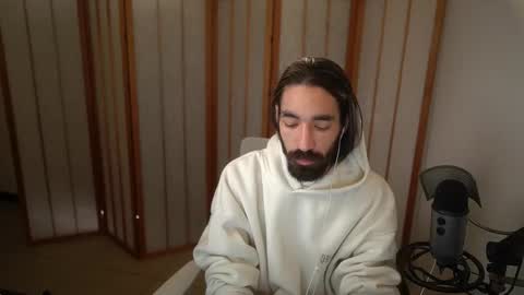 Snapshot of your_ice_cream chatting on 10-12-25, 03:44 Siebel. online show from 10-12-25, 03:44