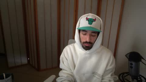 Snapshot of your_ice_cream chatting on 10-21-25, 02:51 Siebel. online show from 10-21-25, 02:51