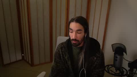 Snapshot of your_ice_cream chatting on 11-21-25, 02:27 Siebel. online show from 11-21-25, 02:27