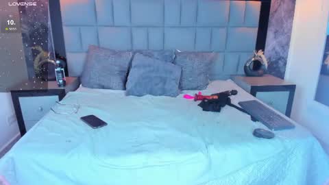 your_lady_milf online show from 06-11-26, 12:32
