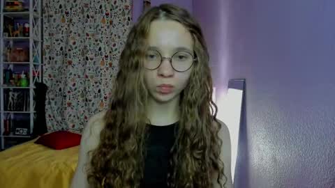 Leslie online show from 10-18-25, 10:21