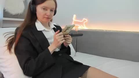 Your Librarian online show from 06-29-26, 07:03