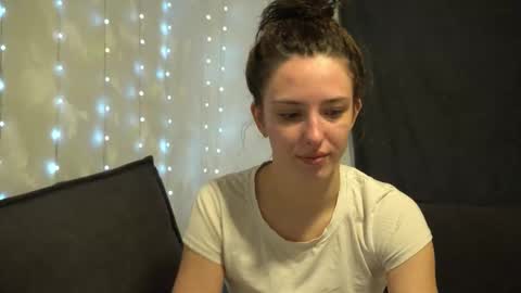 Meri  online show from 03-15-26, 08:48