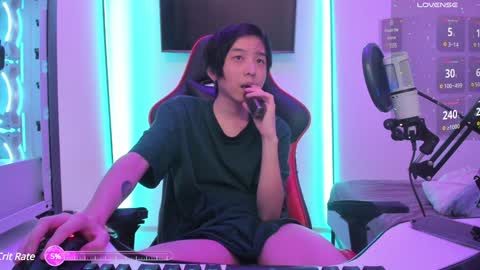 Snapshot of your_little_twink chatting on 02-02-25, 11:32 Han online show from 02-02-25, 11:32