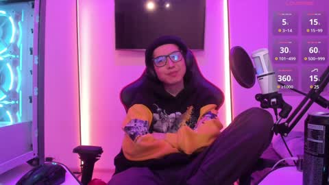 Snapshot of your_little_twink chatting on 02-04-25, 02:28 Han online show from 02-04-25, 02:28