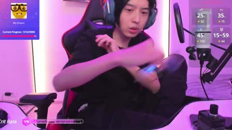 Snapshot of your_little_twink chatting on 02-26-25, 10:53 Han online show from 02-26-25, 10:53