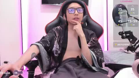 Snapshot of your_little_twink chatting on 03-03-25, 10:52 Han online show from 03-03-25, 10:52