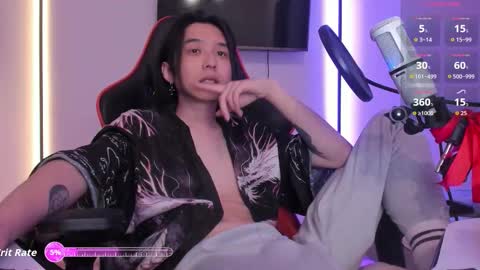 Snapshot of your_little_twink chatting on 10-13-25, 10:54 Han online show from 10-13-25, 10:54