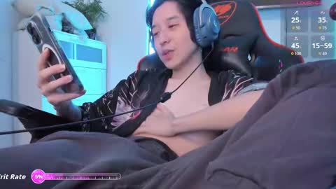 Snapshot of your_little_twink chatting on 11-15-25, 02:31 Han online show from 11-15-25, 02:31