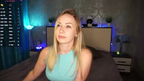 Snapshot of your_marimary chatting on 11-07-25, 09:37 Mary online show from 11-07-25, 09:37