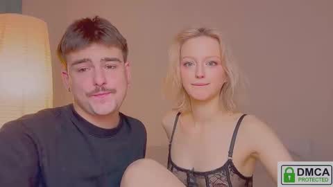 Snapshot of your_molly_mark chatting on 12-05-25, 08:27 your_molly_mark online show from 12-05-25, 08:27