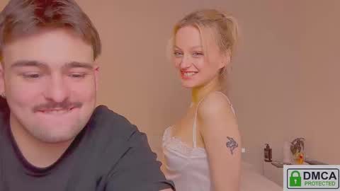 Snapshot of your_molly_mark chatting on 12-16-25, 10:53 your_molly_mark online show from 12-16-25, 10:53