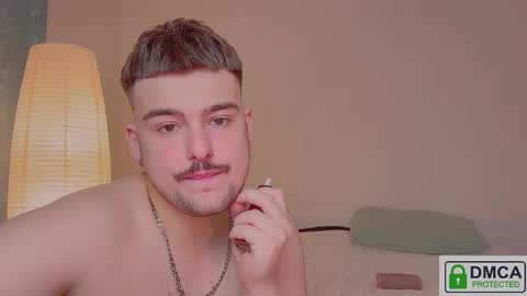 Snapshot of your_molly_mark chatting on 12-18-25, 07:03 your_molly_mark online show from 12-18-25, 07:03