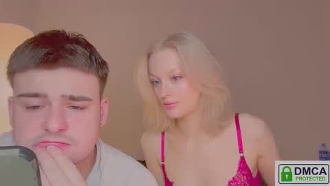 Snapshot of your_molly_mark chatting on 02-15-26, 07:43 your_molly_mark online show from 02-15-26, 07:43