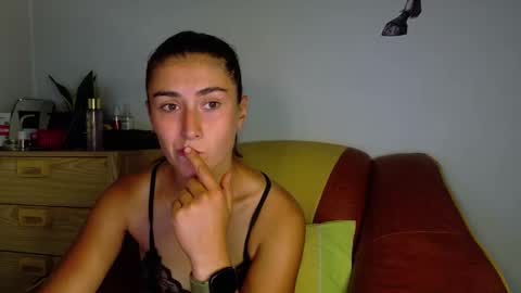 Andrea Your sweet farmer girl online show from 09-17-25, 09:00