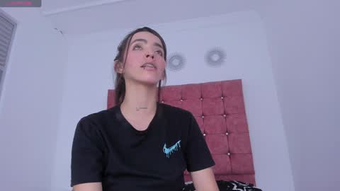 Salome online show from 01-24-25, 08:23