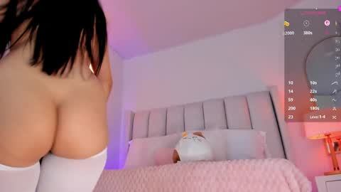 your_petite18 online show from 05-14-26, 11:44