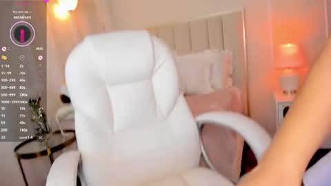 your_petite18 online show from 07-06-26, 11:51