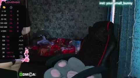 Molly online show from 09-30-25, 02:49