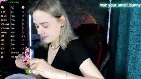 Molly online show from 08-04-26, 02:04
