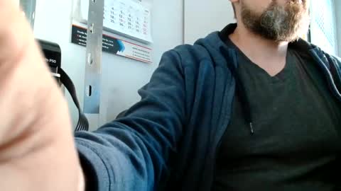 Snapshot of your_tipie chatting on 10-03-25, 10:12 your_tipie online show from 10-03-25, 10:12