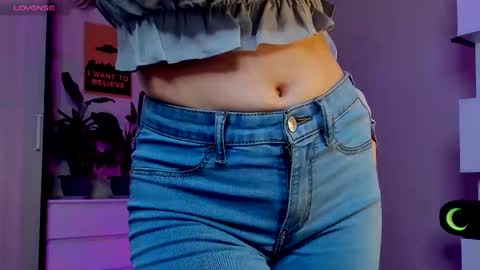 Snapshot of youranikka chatting on 10-08-25, 08:50 Anikka online show from 10-08-25, 08:50