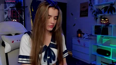 Snapshot of youranikka chatting on 10-27-25, 08:02 Anikka online show from 10-27-25, 08:02