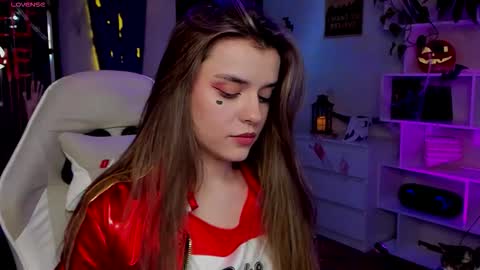 Snapshot of youranikka chatting on 10-29-25, 08:43 Anikka online show from 10-29-25, 08:43