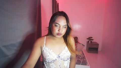 Snapshot of yourasian_blackbarbie chatting on 01-31-25, 10:10 blackbarbie online show from 01-31-25, 10:10