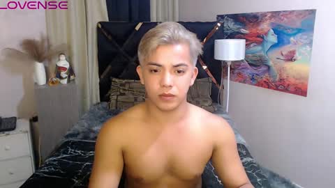 yourasian_bradley online show from 10-21-25, 02:51
