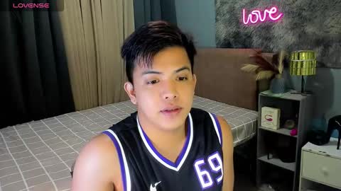 Snapshot of yourasian_bradley chatting on 02-05-26, 02:05 yourasian_bradley online show from 02-05-26, 02:05