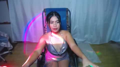 A V A online show from 09-08-25, 03:11