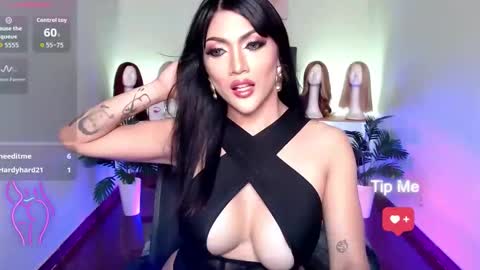 Goddess online show from 10-22-25, 11:54