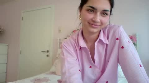 yourbella37 online show from 05-20-26, 06:58