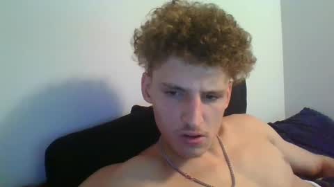 Snapshot of yourbitch1762 chatting on 09-18-25, 03:03 yourbitch1762 online show from 09-18-25, 03:03