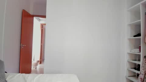 insta  yourboniee online show from 06-08-26, 01:22