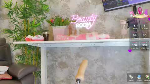 Snapshot of yourburnwish chatting on 02-22-26, 08:07 Anna online show from 02-22-26, 08:07