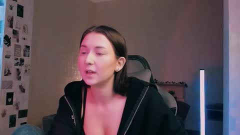 Alia online show from 11-04-25, 10:03