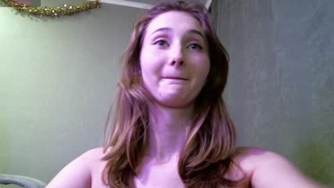 Snapshot of yourcreamyister chatting on 12-05-24, 08:55 creamysister online show from 12-05-24, 08:55