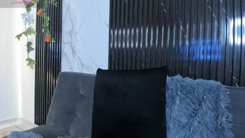 Selena online show from 01-24-25, 08:55