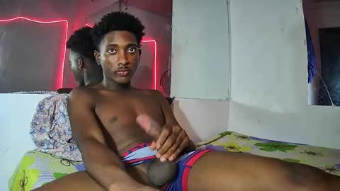 Yourdaddy2005 online show from 02-26-26, 07:29