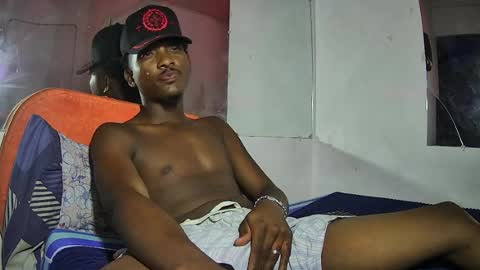 Yourdaddy2005 online show from 03-30-26, 08:15