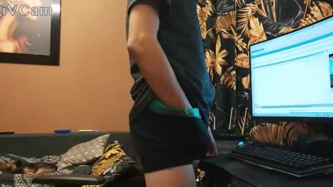 Snapshot of yourdaddyrm chatting on 10-11-25, 11:14 YourDaddyRM online show from 10-11-25, 11:14